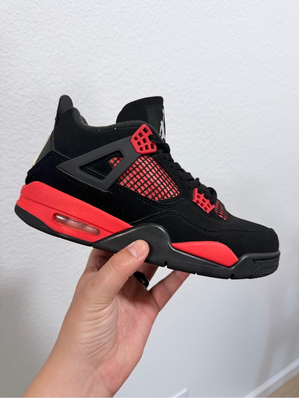Jordan retro 4 red thunder